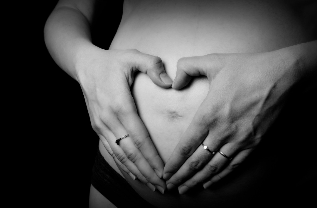 polycystic ovaries affect pregnancy- pinky promise